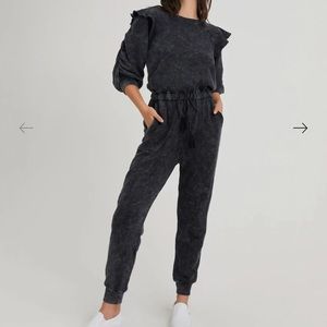 Something Navy Meghan Ruffle Sleeve jumpsuit